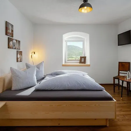 Schneggnheisl Panoramaappartements * 索滕斯